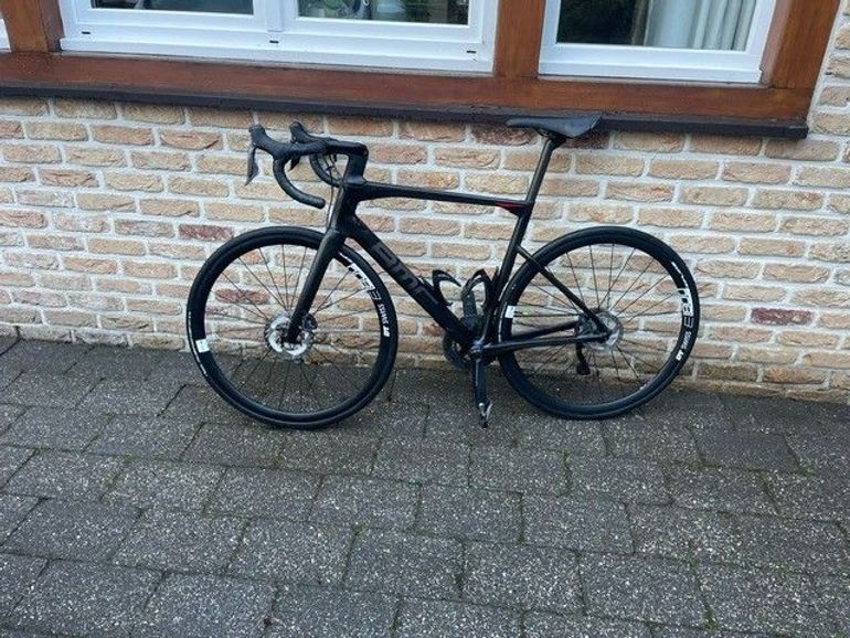 Used BMC Roadmachine 02 ONE 2019 2019 Road & Gravel, Black — image 3 of 17