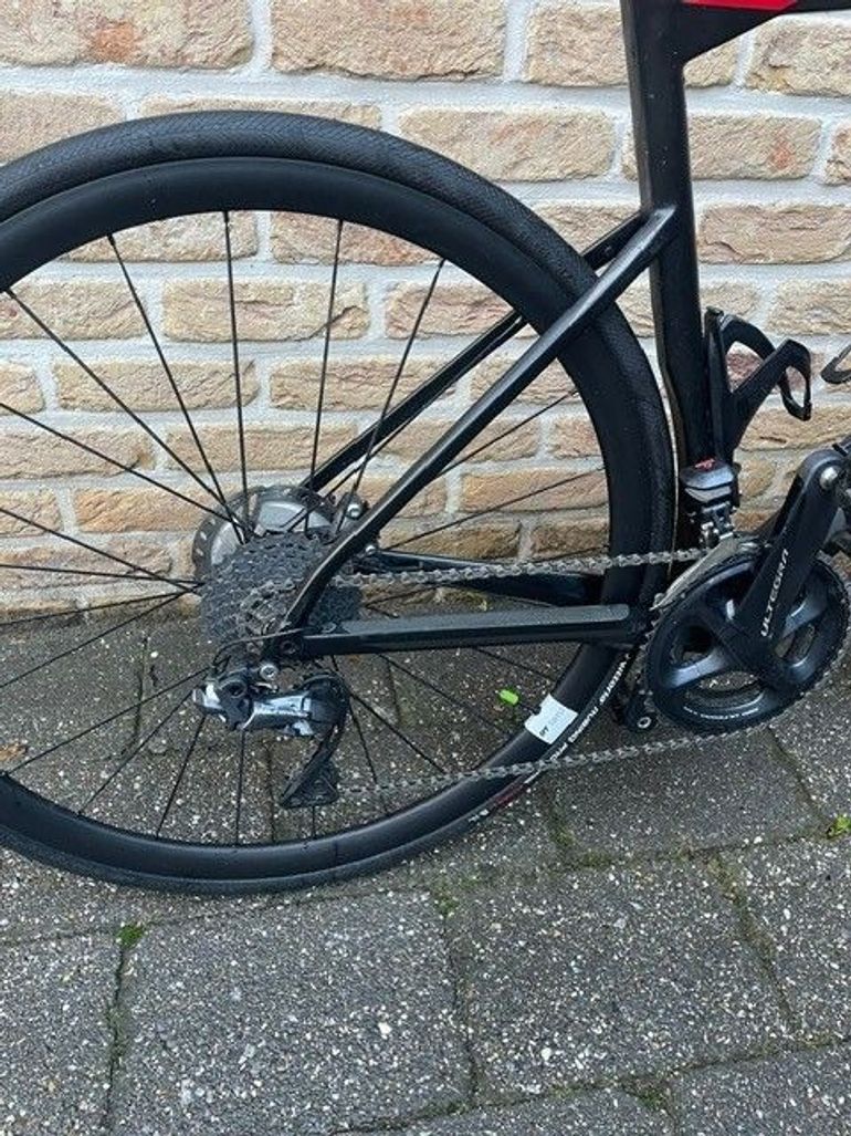Used BMC Roadmachine 02 ONE 2019 2019 Road & Gravel, Black — image 14 of 17