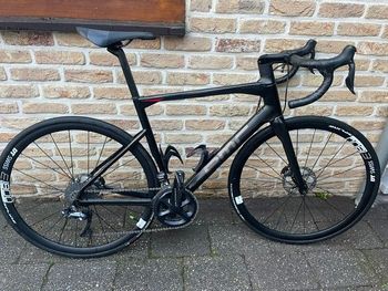 Used BMC Roadmachine 02 ONE 2019 2019 Road & Gravel, Black — image 8 of 17