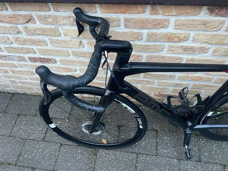 Used BMC Roadmachine 02 ONE 2019 2019 Road & Gravel, Black — image 6 of 17