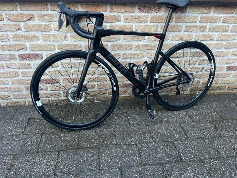 Used BMC Roadmachine 02 ONE 2019 2019 Road & Gravel, Black — image 2 of 17