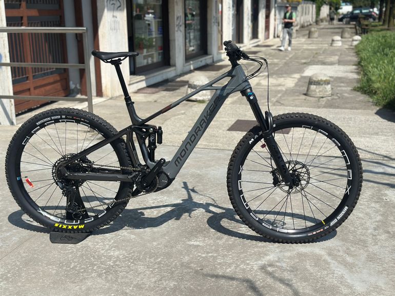 Used Mondraker CRUSHER 2024 2024 Mountainbike, Light Gray, 29 — image 2 of 6