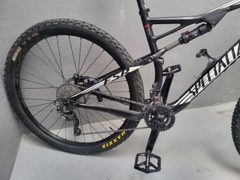 Used Specialized Epic FSR Comp 2017 2017 Mountainbike, Black, 29 — image 6 of 8