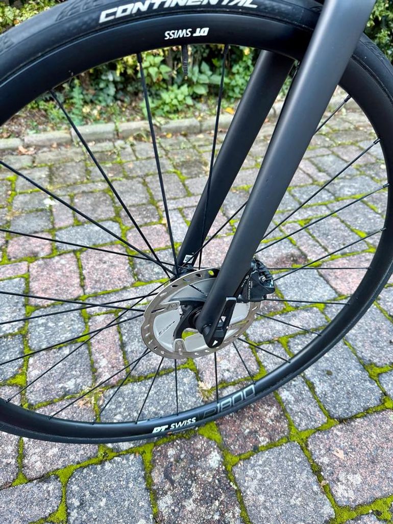 Used Canyon Ultimate CF SL Disc 8.0 2019 Road & Gravel, Black — image 7 of 7