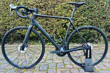 Used Canyon Ultimate CF SL Disc 8.0 2019 Road & Gravel, Black — image 2 of 7