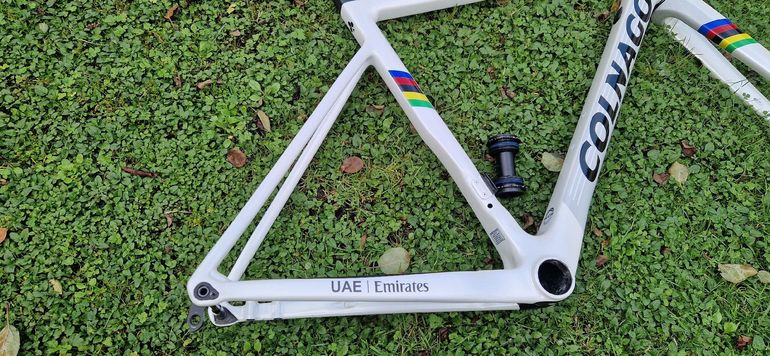 Used Colnago V3-RS 2022 Road & Gravel, White — image 2 of 11