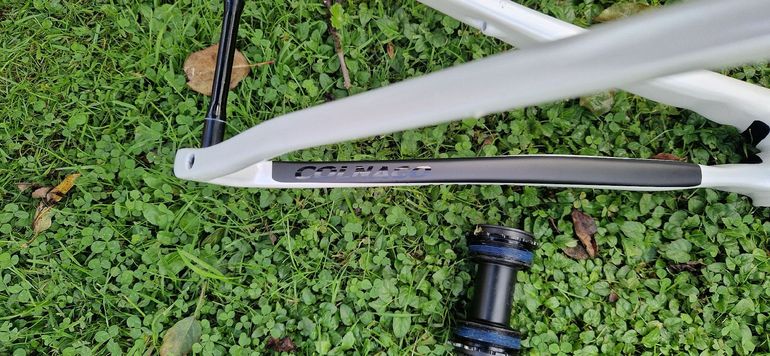 Used Colnago V3-RS 2022 Road & Gravel, White — image 8 of 11
