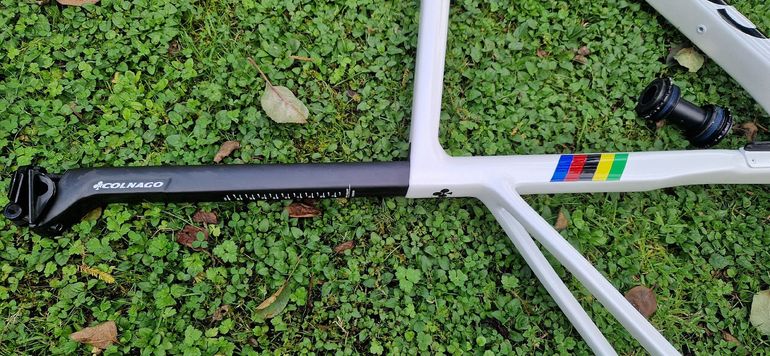 Used Colnago V3-RS 2022 Road & Gravel, White — image 3 of 11