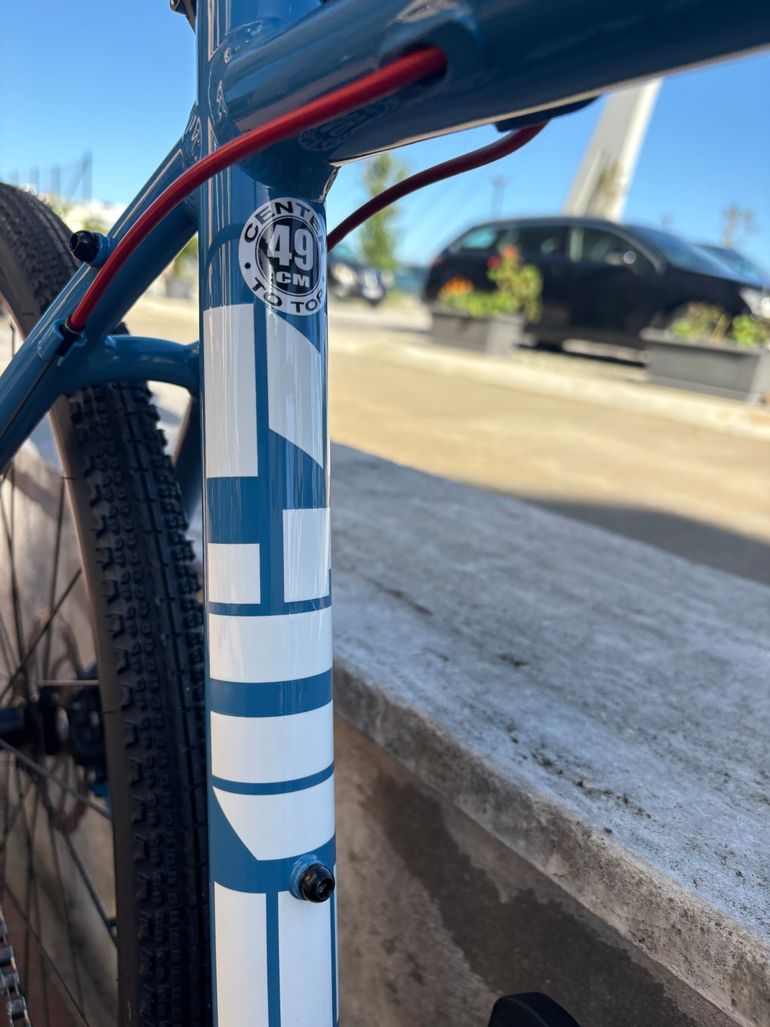 Cinelli Zydeco Other Microshift 2024 Road & Gravel usato, Blu — immagine 4 di 5