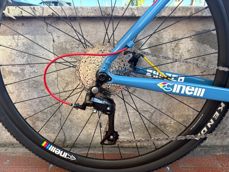 Cinelli Zydeco Other Microshift 2024 Road & Gravel usato, Blu — immagine 2 di 5