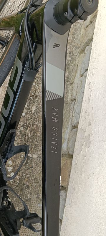 Used Focus IZALCO MAX 8.9 2022 2022 Road & Gravel, Black — image 3 of 5