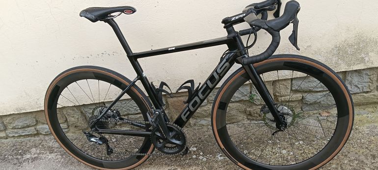 Used Focus IZALCO MAX 8.9 2022 2022 Road & Gravel, Black — image 1 of 5
