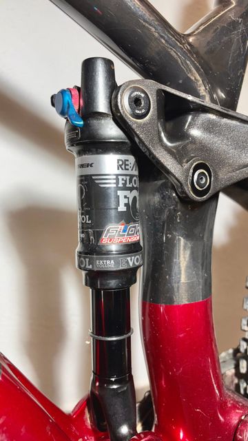 Used Trek Fuel EX 9.8 XT 2020 2020 Mountainbike, Red, 29 — image 6 of 7