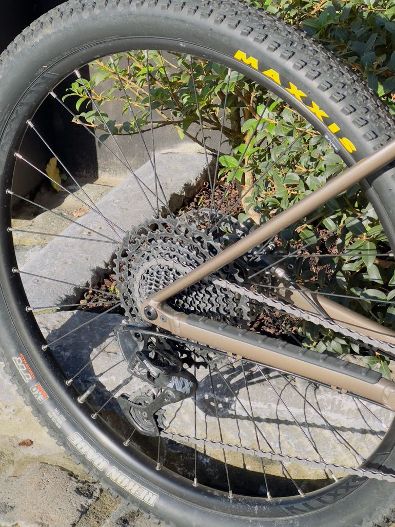 Used Orbea ALMA H11 2024 2024 Mountainbike, Orange, 29 — image 5 of 8