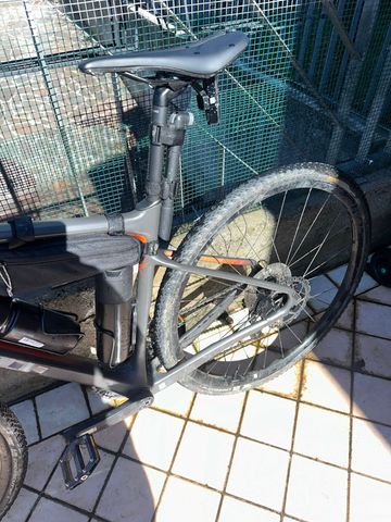Used Giant Advance Revolt 3 2021 Road & Gravel, Light Gray — image 6 of 8