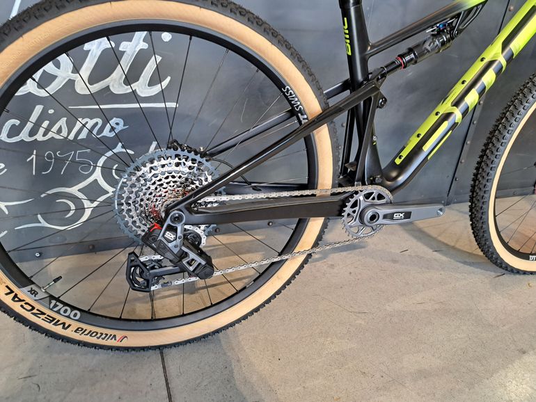 Used BMC Fourstroke SRAM GX Eagle AXS (T-Type) 2024 Mountainbike, Black — image 2 of 5