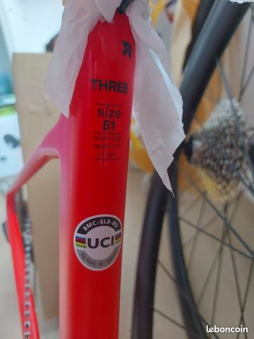 Used BMC Teammachine SLR02 Three 2025 2025 Road & Gravel, Red — image 3 of 20