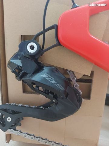 Used BMC Teammachine SLR02 Three 2025 2025 Road & Gravel, Red — image 6 of 20