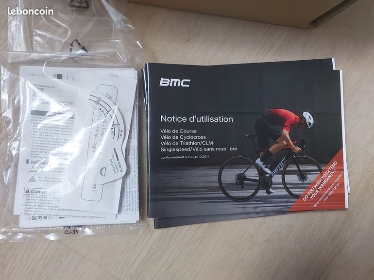 Used BMC Teammachine SLR02 Three 2025 2025 Road & Gravel, Red — image 17 of 20