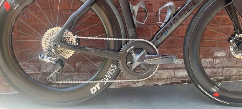 Used Pinarello F12 2022 Road & Gravel, Black — image 3 of 3