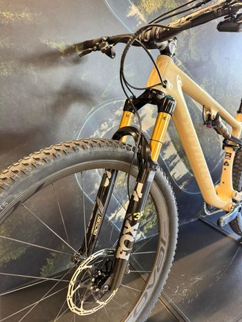 Used Specialized Epic Sram Eagle Transmission XX 2022 Mountainbike, White — image 6 of 10