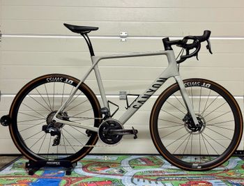 Used Canyon Endurace CF SL 8 Disc ETap Force 2022 2022 Road & Gravel
