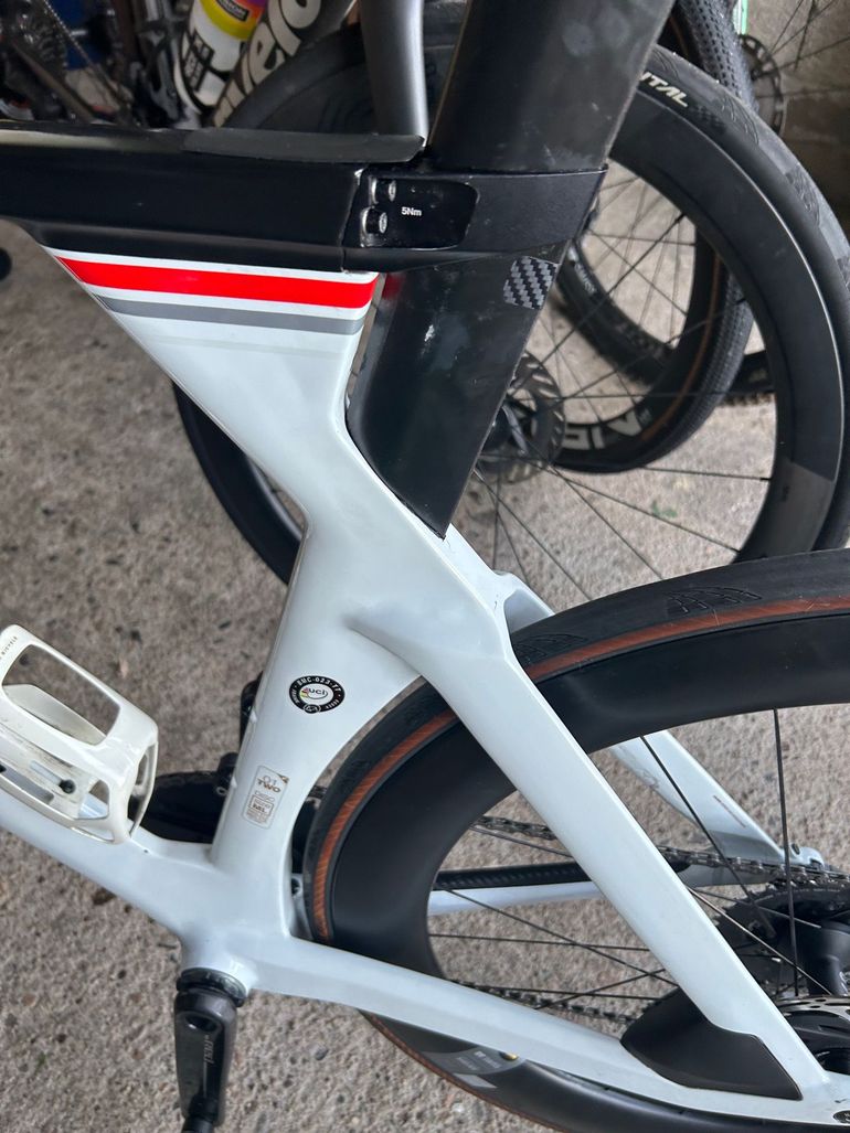Used BMC Timemachine SRAM Red eTap AXS 2021 Road & Gravel, White — image 13 of 17