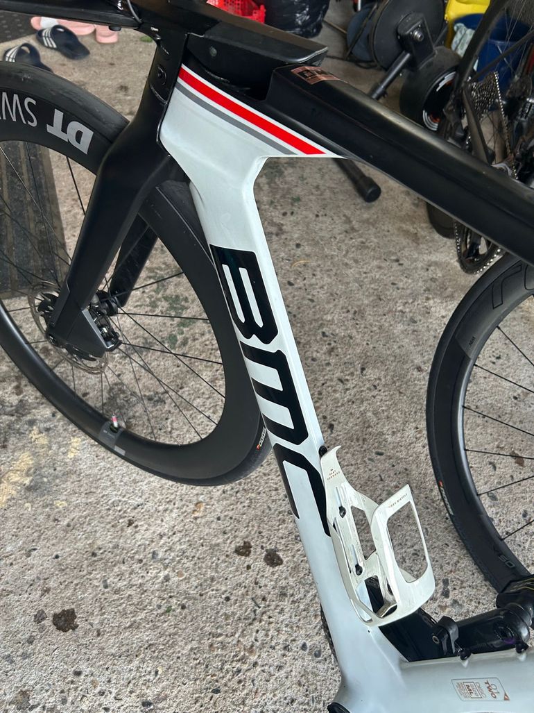 Used BMC Timemachine SRAM Red eTap AXS 2021 Road & Gravel, White — image 12 of 17