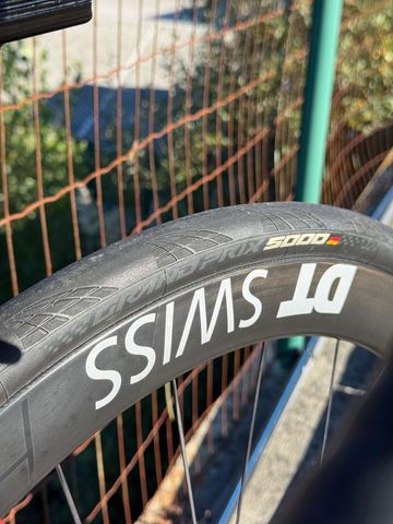 Used Focus IZALCO MAX DISC 9.6 2021 2021 Road & Gravel, Red — image 7 of 10
