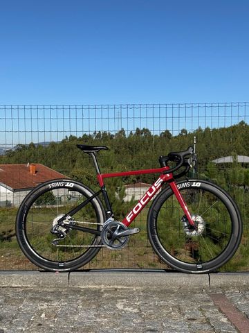 Used Focus IZALCO MAX DISC 9.6 2021 2021 Road & Gravel, Red — image 1 of 10