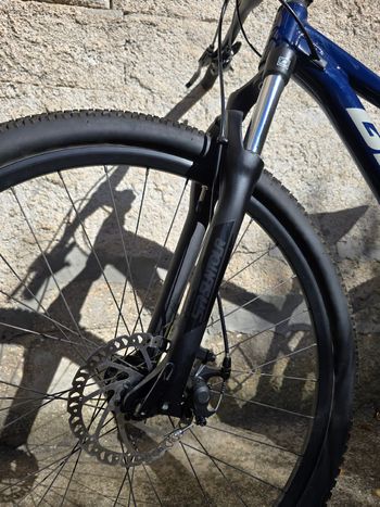 Used Giant Talon 4 2021 2021 Mountainbike, Blue, 27.5, 29 — image 23 of 26