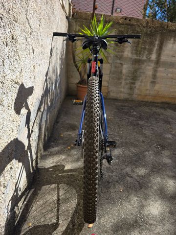 Used Giant Talon 4 2021 2021 Mountainbike, Blue, 27.5, 29 — image 14 of 26