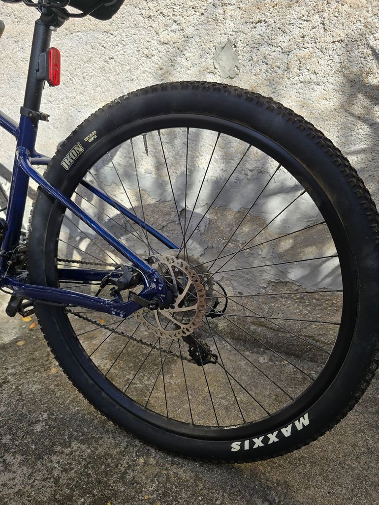 Used Giant Talon 4 2021 2021 Mountainbike, Blue, 27.5, 29 — image 19 of 26