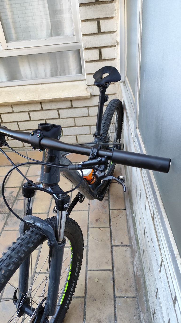 Used CUBE Aim Shimano Deore 2023 Mountainbike, Black — image 2 of 5