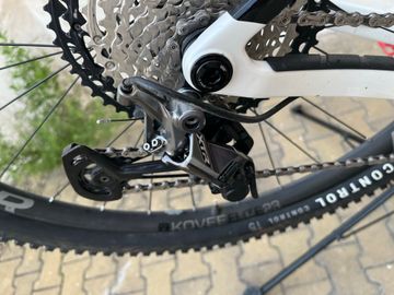 Used Trek Procaliber Shimano XTR 2021 Mountainbike, White — image 4 of 10