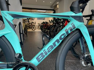 Used Bianchi Oltre Comp Ultegra Di2 2023 2023 Road & Gravel, Blue — image 28 of 33