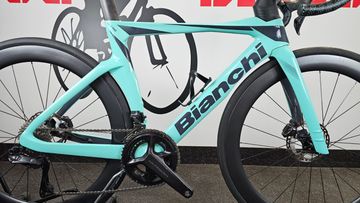 Used Bianchi Oltre Comp Ultegra Di2 2023 2023 Road & Gravel, Blue — image 23 of 33