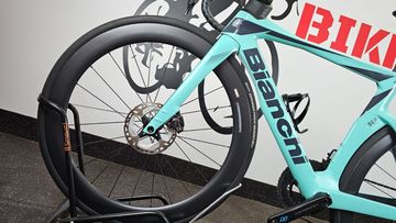 Used Bianchi Oltre Comp Ultegra Di2 2023 2023 Road & Gravel, Blue — image 7 of 33