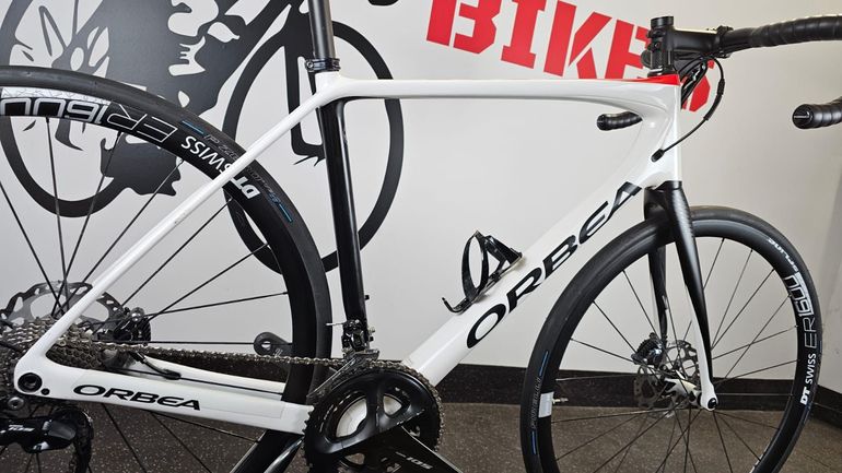 Used Orbea M30 Team-D Disc 2020 2020 Road & Gravel, White — image 15 of 21