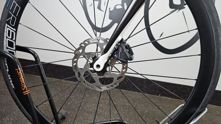 Used Orbea M30 Team-D Disc 2020 2020 Road & Gravel, White — image 5 of 21
