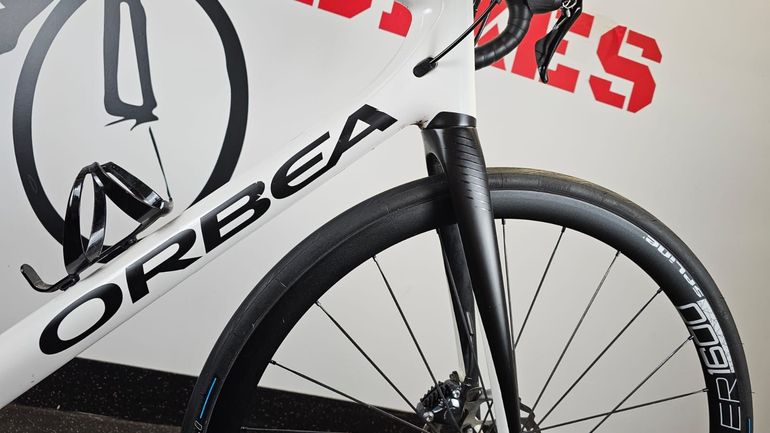 Used Orbea M30 Team-D Disc 2020 2020 Road & Gravel, White — image 19 of 21