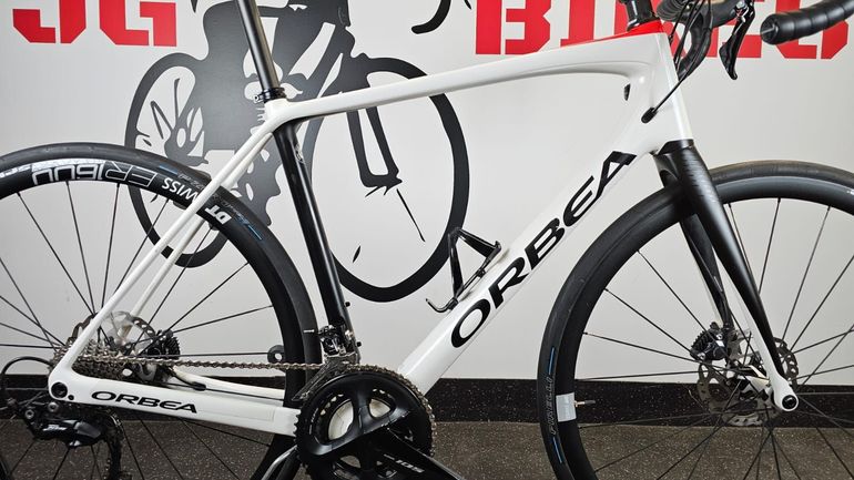 Used Orbea M30 Team-D Disc 2020 2020 Road & Gravel, White — image 21 of 21