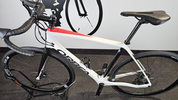 Used Orbea M30 Team-D Disc 2020 2020 Road & Gravel, White — image 8 of 21