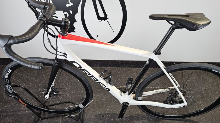 Used Orbea M30 Team-D Disc 2020 2020 Road & Gravel, White — image 8 of 21