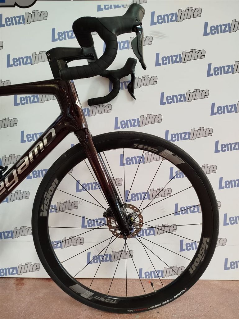 Used GIANT TCR ADVANCED PRO 1 2023 Road & Gravel, Light Gray — image 4 of 7