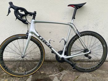 Used Trek Emonda Shimano Ultegra Di2 2018 Road & Gravel, Light Gray — image 2 of 15