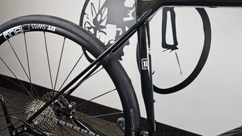 Used Superior X-ROAD Team Comp 2024 2024 Road & Gravel, Green — image 22 of 24