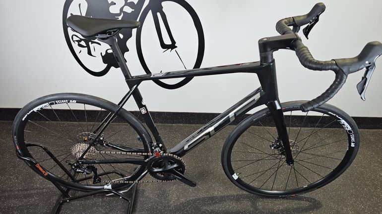 Used Superior X-ROAD Team Comp 2024 2024 Road & Gravel, Green — image 13 of 24