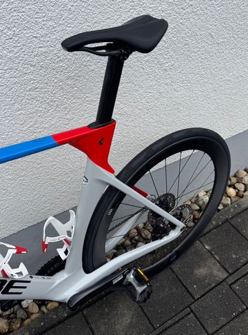 Used CUBE Litening Shimano Ultegra Di2 (12 Speed) 2021 Road & Gravel, White — image 8 of 23