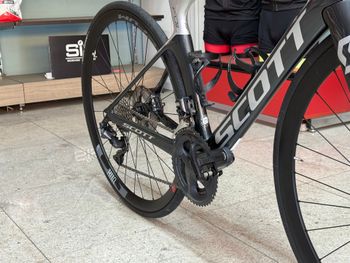 Used Scott Foil 20 2021 2021 Road & Gravel, Light Gray — image 2 of 7